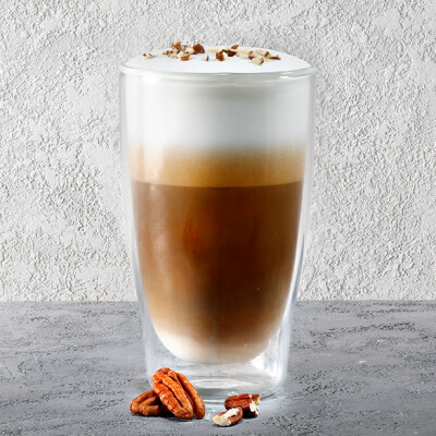OŘÍŠKOVÉ LATTE S PEKANOVÝMI OŘECHY